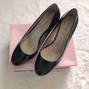 Bandolino pumps